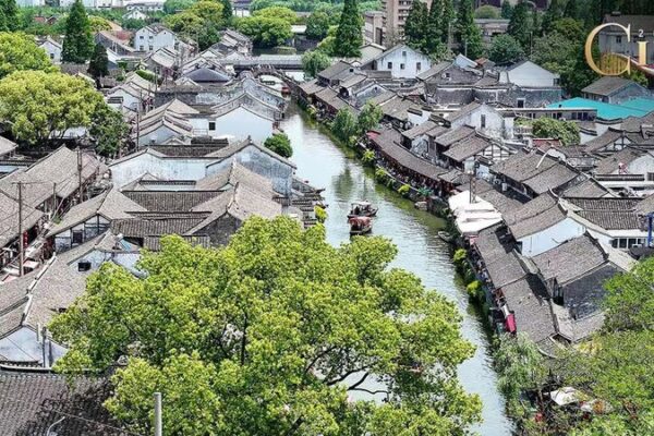 Fengjing Ancient Town: Shanghai’s Hidden Gem Offers Breathtaking Autumn Scenery Fengjing_Ancient_Town__Shanghai_s_Hidden_Gem_Offers_Breathtaking_Autumn_Scenery video poster