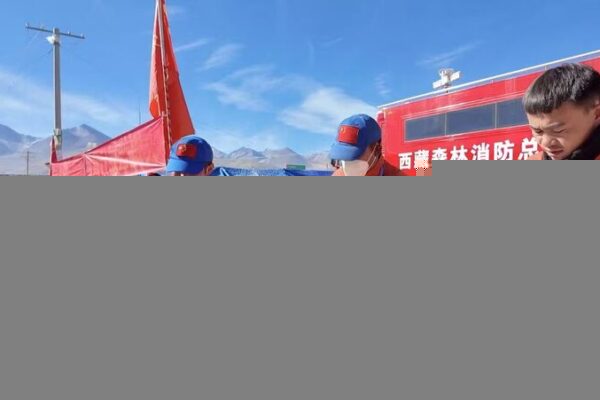 Firefighters Cook Meals for Quake-Affected Villagers in Xizang Firefighters_Cook_Meals_for_Quake_Affected_Villagers_in_Xizang video poster