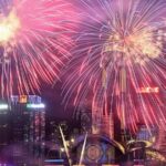 Fireworks_Illuminate_Hong_Kong_s_Sky_in_Vibrant_Chinese_New_Year_Celebration