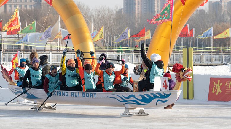 First_Ice_Dragon_Boat_Competition_Unveils_in_Daqing - Khabar Asia First Ice Dragon Boat Competition Unveils in Daqing
