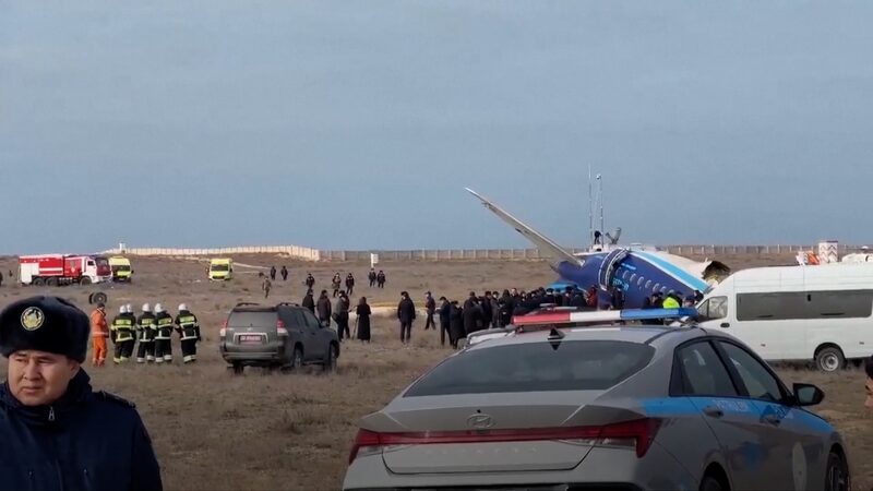 Flight_Recorders_Recovered_from_Azerbaijani_Plane_Crash_Near_Aktau - Khabar Asia Flight_Recorders_Recovered_from_Azerbaijani_Plane_Crash_Near_Aktau