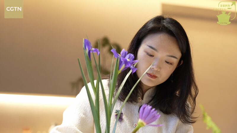 Floral_Artist_Wang_Hui_Celebrates_Macao_s_25th_Anniversary_with_Blooming_Artwork_poster - Khabar Asia Floral_Artist_Wang_Hui_Celebrates_Macao_s_25th_Anniversary_with_Blooming_Artwork video poster