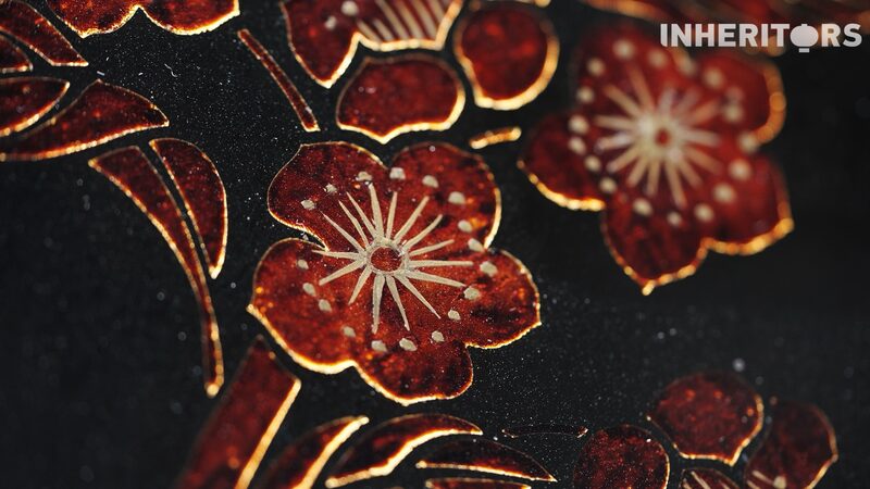 Floral_Poetry_on_Lacquerware__Masters_Weaving_Blossoms_with_Light_and_Shadow