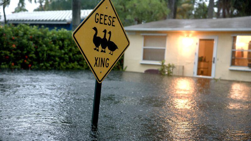 Floridas_Hurricane_Season_Starts_with_Severe_Flooding_Amid_Climate_Change_Warnings - Khabar Asia Florida's Hurricane Season Starts with Severe Flooding Amid Climate Change Warnings