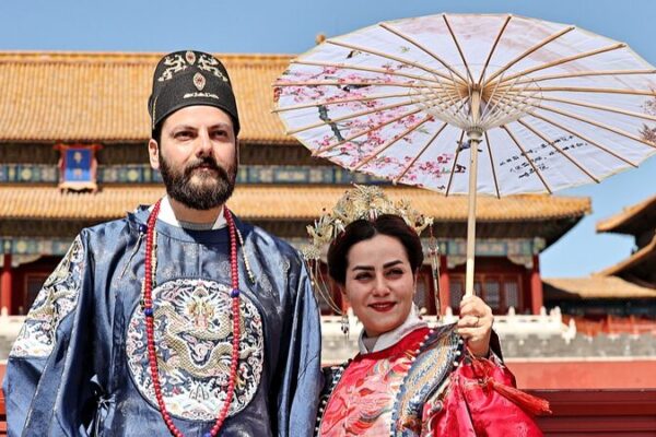 Foreign Travelers Surprised by China’s Modern ‘City’ Vibes Foreign Travelers Surprised by China's Modern 'City' Vibes