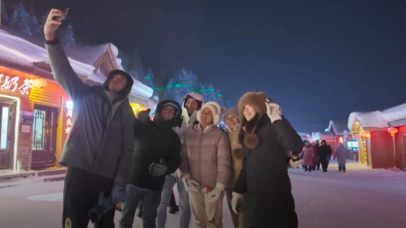 Foreign_Visitors_Praise_Harbins_Ice_and_Snow_Festival_as_a_Top_Winter_Destination_poster - Khabar Asia Foreign Visitors Praise Harbin's Ice and Snow Festival as a Top Winter Destination video poster