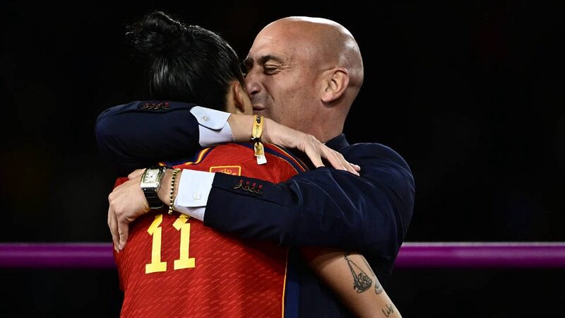 Former_Spanish_Football_Chief_Rubiales_Charged_Over_Unwanted_Kiss - Khabar Asia Former Spanish Football Chief Rubiales Charged Over Unwanted Kiss
