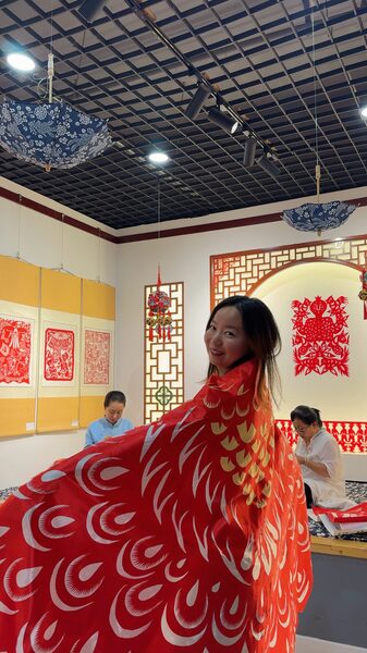 From_Paper_to_Art__Exploring_Shanxi_s_Ancient_Paper_Cutting_Tradition_poster - Khabar Asia From_Paper_to_Art__Exploring_Shanxi_s_Ancient_Paper_Cutting_Tradition video poster