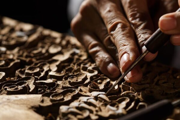 Fujian Artisans Embark on Five-Year Project to Carve China's Grand Canal video poster