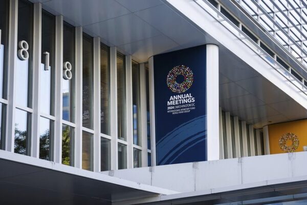 G20 Finance Chiefs Optimistic on Global Economy, Urge End to Protectionism G20_Finance_Chiefs_Optimistic_on_Global_Economy__Urge_End_to_Protectionism