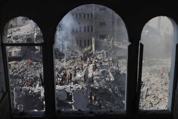 Gaza’s Humanitarian Crisis Worsens as Death Toll Exceeds 9,200 on Day 29 Gaza's Humanitarian Crisis Worsens as Death Toll Exceeds 9,200 on Day 29 video poster