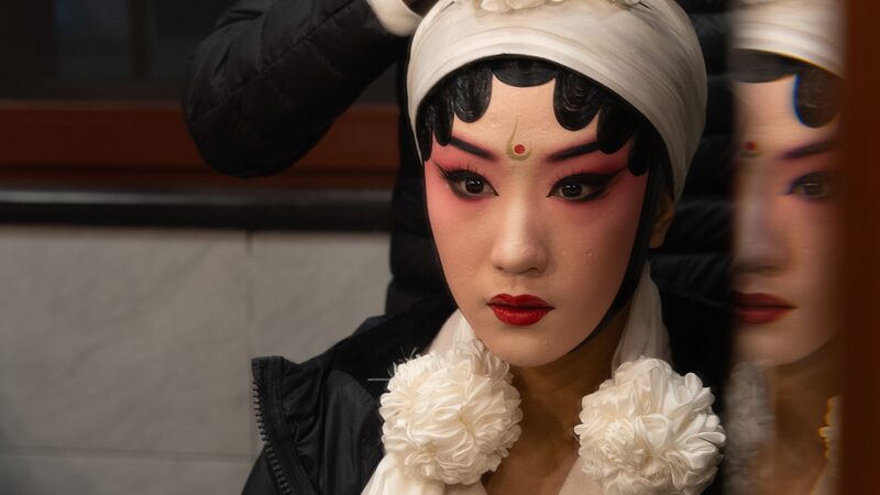 Gen_Z_Actress_Wan_Yuehan_Revitalizes_Sichuan_Opera_s__The_Legend_of_the_White_Snake_ - Khabar Asia Gen_Z_Actress_Wan_Yuehan_Revitalizes_Sichuan_Opera_s__The_Legend_of_the_White_Snake_
