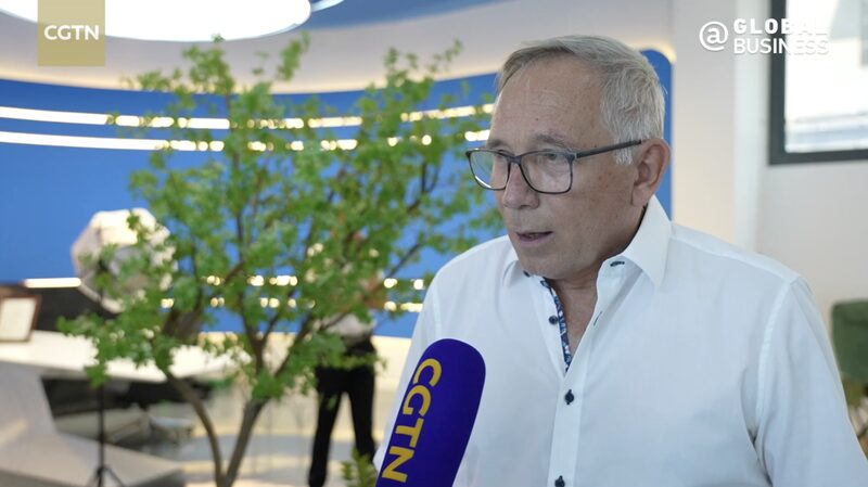 German_Manufacturing_Leaders_Call_EU_Tariffs_on_Chinese_EVs_a_Mistake_poster - Khabar Asia German_Manufacturing_Leaders_Call_EU_Tariffs_on_Chinese_EVs_a_Mistake video poster