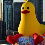Giant_Rubber_Duck_Draws_Crowds_at_Shanghai_s_Xiaohongshu_Road_Life_Festival