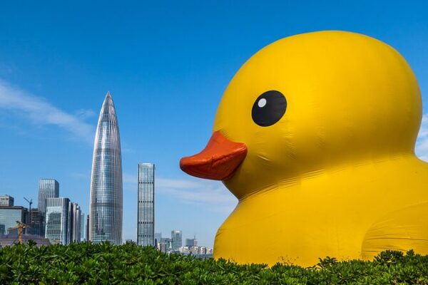 Giant Rubber Duck Makes a Splash in Shenzhen Bay