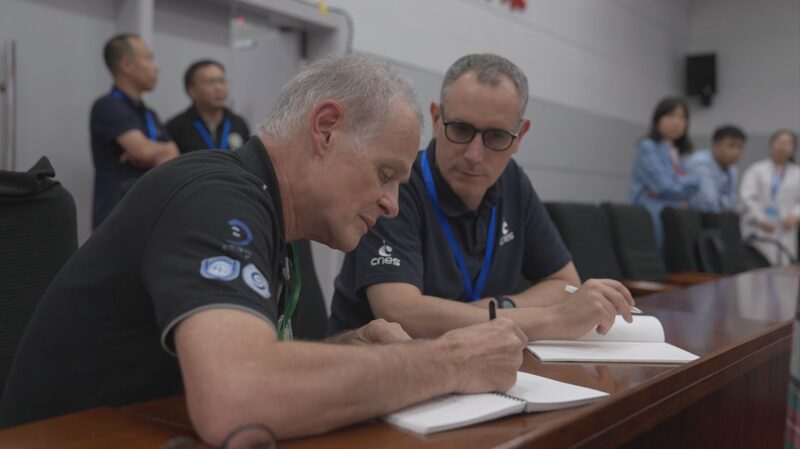Global_Scientists_Collaborate_on_Chinas_Upcoming_Change-6_Lunar_Mission_poster - Khabar Asia Global Scientists Collaborate on China's Upcoming Chang'e-6 Lunar Mission video poster