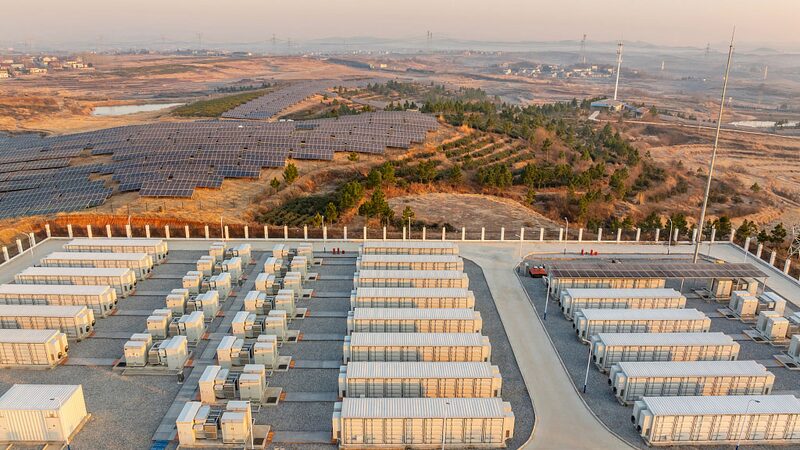 Global_Spotlight_on_Chinas_Groundbreaking_Energy_Storage_Solutions - Khabar Asia Global Spotlight on China's Groundbreaking Energy Storage Solutions
