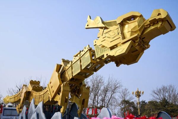 Golden Dragon Comes to Life at Beijing’s Old Summer Palace Ahead of Year of the Dragon Golden Dragon Comes to Life at Beijing's Old Summer Palace Ahead of Year of the Dragon