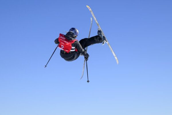 Gu Ailing Shines in World Cup Slopestyle Debut, Secures Gold in Laax Gu_Ailing_Shines_in_World_Cup_Slopestyle_Debut__Secures_Gold_in_Laax