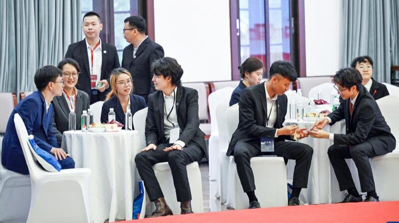 Guangdong_Party_Chief_Calls_for_Deeper_Exchanges_with_Taiwan_Youth_Delegation - Khabar Asia Guangdong Party Chief Calls for Deeper Exchanges with Taiwan Youth Delegation