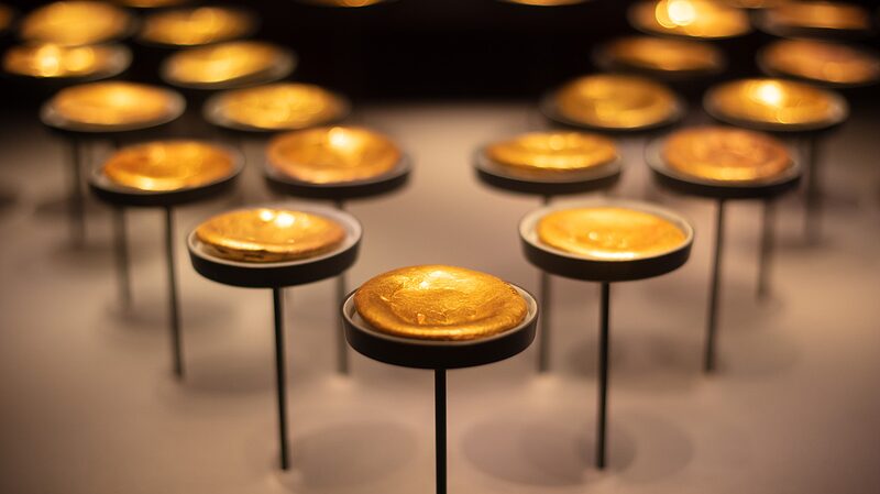 Han_Dynasty_s_Hidden_Wealth__Gold_Treasures_of_Marquis_of_Haihun_Displayed_in_Nanchang - Khabar Asia Han_Dynasty_s_Hidden_Wealth__Gold_Treasures_of_Marquis_of_Haihun_Displayed_in_Nanchang
