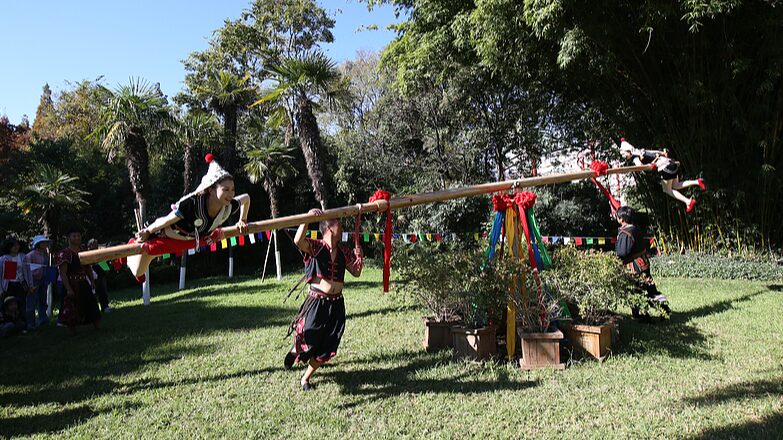 Hani_Ethnic_Group_Celebrates_Traditional_New_Year_in_Yunnan_Province - Khabar Asia Hani_Ethnic_Group_Celebrates_Traditional_New_Year_in_Yunnan_Province