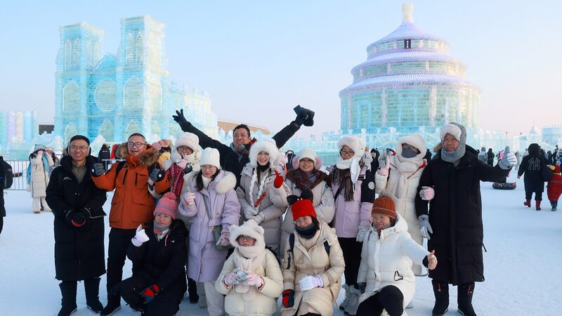 Harbin_Ice_and_Snow_World_Crowned_Worlds_Largest_Ice_and_Snow_Park - Khabar Asia Harbin Ice and Snow World Crowned World's Largest Ice and Snow Park