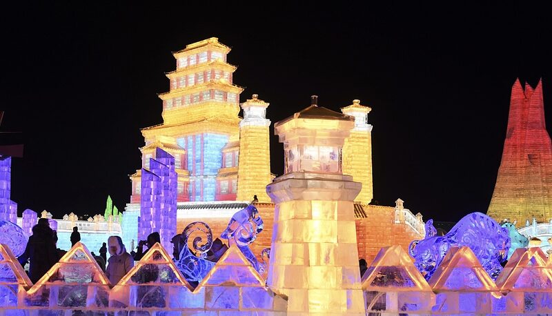 Harbin_Ice_and_Snow_World_Dazzles_Visitors_with_Spectacular_Sculptures_poster-2 - Khabar Asia Harbin Ice and Snow World Dazzles Visitors with Spectacular Sculptures video poster