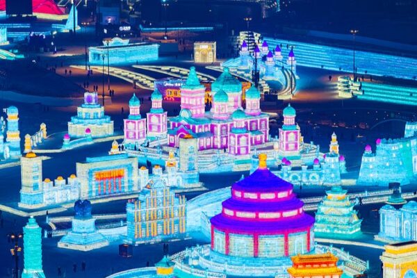 Harbin_Ice_and_Snow_World_Illuminates_the_Night_in_26th_Season