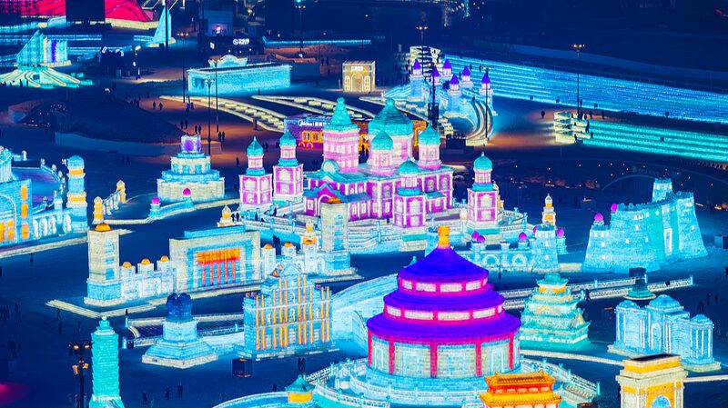 Harbin_Ice_and_Snow_World_Illuminates_the_Night_in_26th_Season