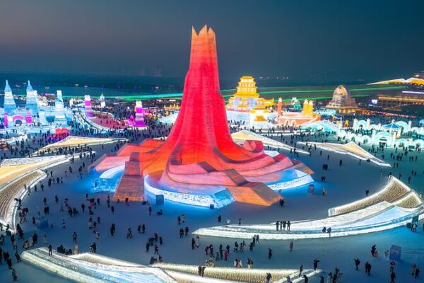 Harbin Ice and Snow World Sets New Guinness World Record
