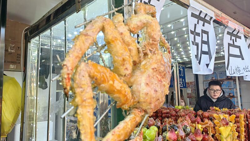 Harbin_s_Tanghulu_Revolution__From_Candied_Fruits_to_King_Crabs - Khabar Asia Harbin_s_Tanghulu_Revolution__From_Candied_Fruits_to_King_Crabs