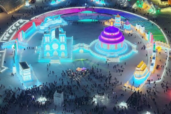 Harbin's Ice and Snow World Transforms 'Ice City' into a Winter Wonderland video poster