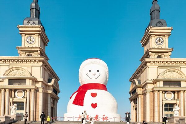 Harbin’s Towering Snowman Returns, Illuminating China’s Winter Wonderland Harbin's Towering Snowman Returns, Illuminating China's Winter Wonderland video poster