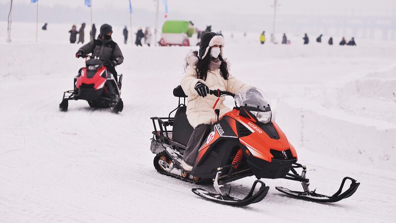 Harbins_Winter_Wonderland_Draws_Record_Tourists_During_New_Year_Holiday - Khabar Asia Harbin's Winter Wonderland Draws Record Tourists During New Year Holiday