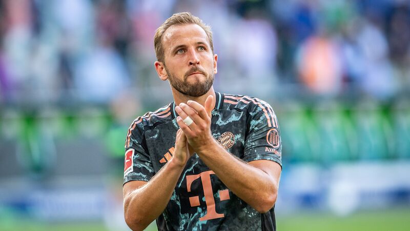 Harry_Kane_Receives_European_Golden_Shoe_After_Prolific_Season_with_Bayern_Munich