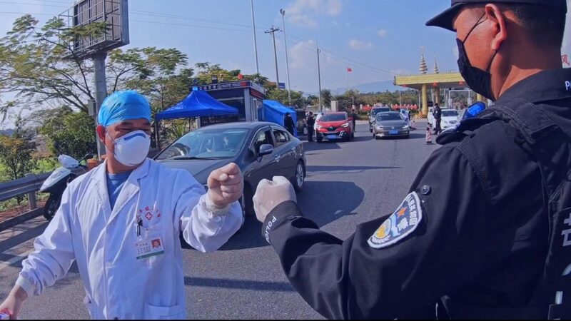 Heartwarming Tales of Courage in China's Fight Against Coronavirus video poster