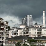 Heavy_Rain_in_South_China_Displaces_86_000_and_Disrupts_Transportation