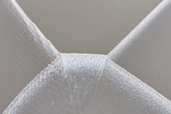 Holidaymakers_Marvel_at_Qiantang_River_s__Silver_Dragon__in_east_China video poster