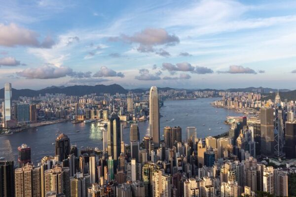 Hong Kong and Abu Dhabi Sign MOU to Boost Investment Cooperation Hong_Kong_and_Abu_Dhabi_Sign_MOU_to_Boost_Investment_Cooperation