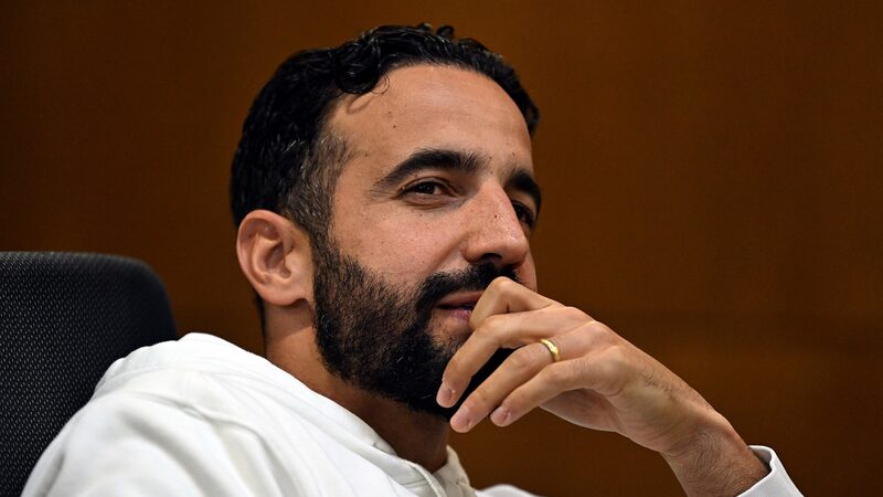 How_Could_Ruben_Amorim_Transform_Manchester_United__poster - Khabar Asia How_Could_Ruben_Amorim_Transform_Manchester_United_ video poster