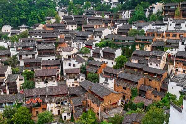 Huangling Village: A Living Canvas of Traditional Chinese Life Huangling_Village__A_Living_Canvas_of_Traditional_Chinese_Life