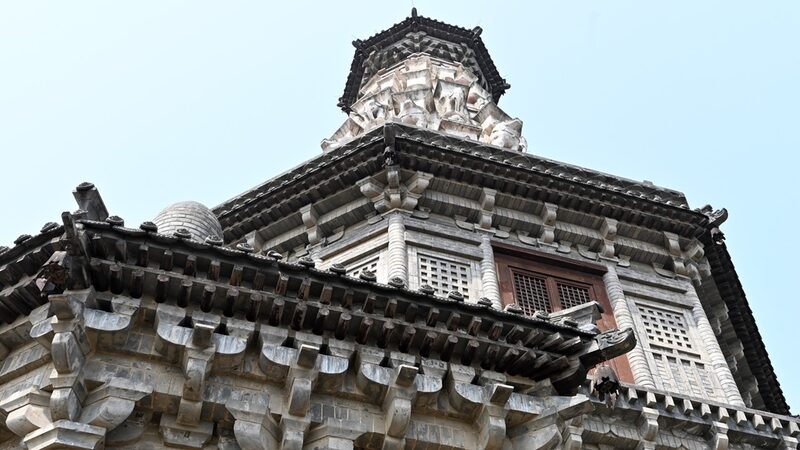 Huata Pagoda: A Timeless Jewel of China's Architectural Heritage