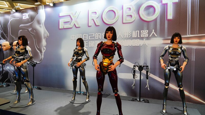 Humanoid_Robots_Steal_the_Show_at_WRC_2024_in_Beijing - Khabar Asia Humanoid_Robots_Steal_the_Show_at_WRC_2024_in_Beijing