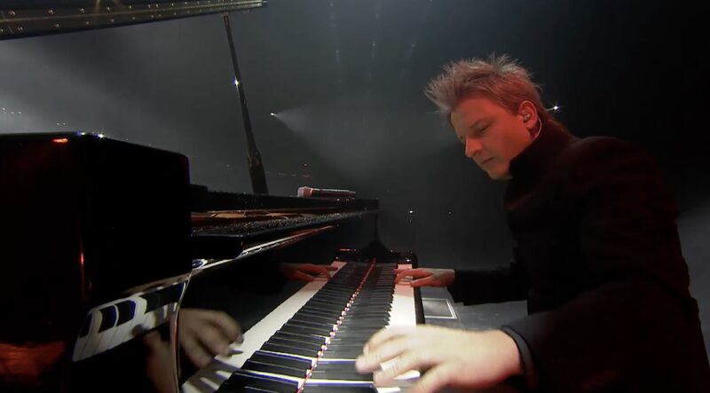 Hungarian_Pianist_Havasi_Brings_Rock_Star_Flair_to_China_s_Mid_Autumn_Festival_Gala_poster - Khabar Asia Hungarian_Pianist_Havasi_Brings_Rock_Star_Flair_to_China_s_Mid_Autumn_Festival_Gala video poster