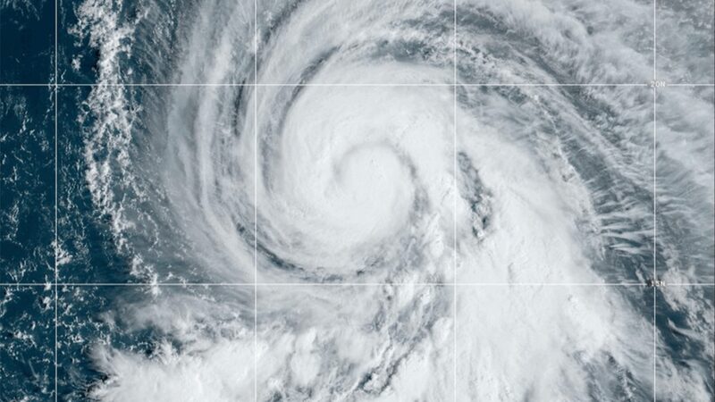 Hurricane_Kirk_Intensifies_to_Category_3_Storm_in_the_Atlantic - Khabar Asia Hurricane_Kirk_Intensifies_to_Category_3_Storm_in_the_Atlantic