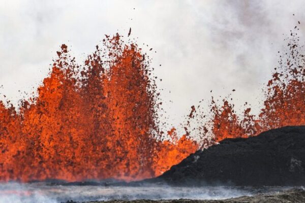 Iceland Volcano Erupts Again, Forcing Evacuations of Grindavik and Blue Lagoon Spa Iceland Volcano Erupts Again, Forcing Evacuations of Grindavik and Blue Lagoon Spa
