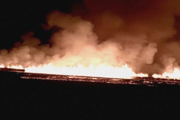 Icelandic Volcano Erupts for 10th Time in Three Years, Illuminating Skies Near Capital Icelandic_Volcano_Erupts_for_10th_Time_in_Three_Years__Illuminating_Skies_Near_Capital