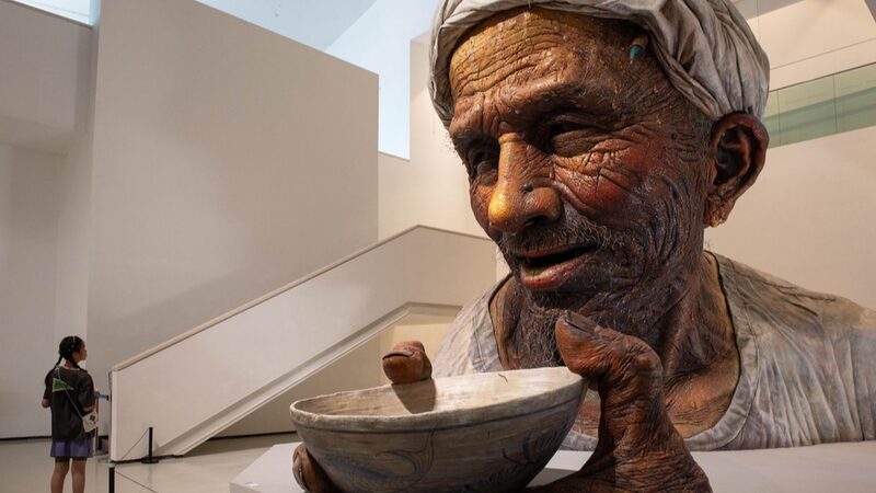 Iconic__Father__Painting_Comes_to_Life_as_Monumental_Sculpture_in_Chongqing - Khabar Asia Iconic__Father__Painting_Comes_to_Life_as_Monumental_Sculpture_in_Chongqing