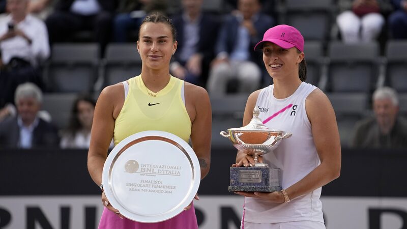Iga_Swiatek_Defeats_Aryna_Sabalenka_to_Claim_Third_Italian_Open_Title - Khabar Asia Iga Swiatek Defeats Aryna Sabalenka to Claim Third Italian Open Title